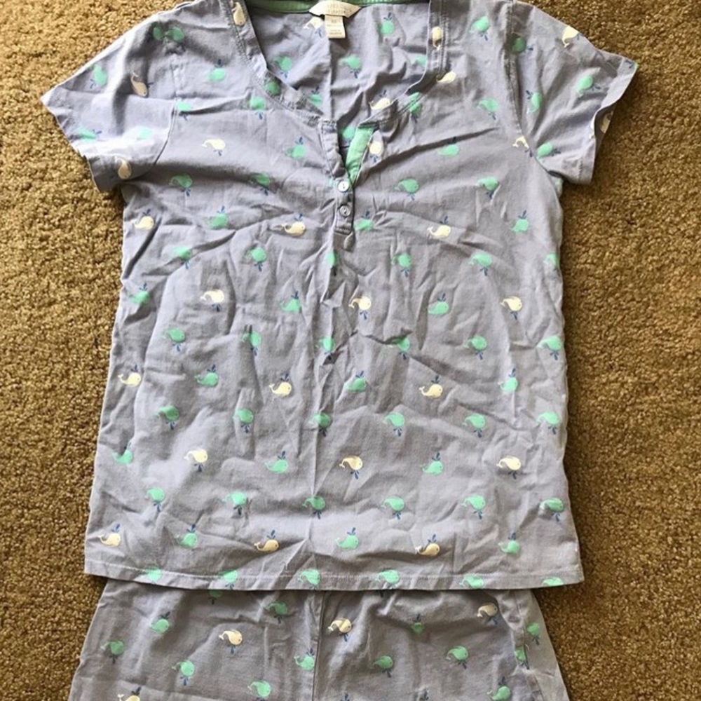 Pajama short set 🐳